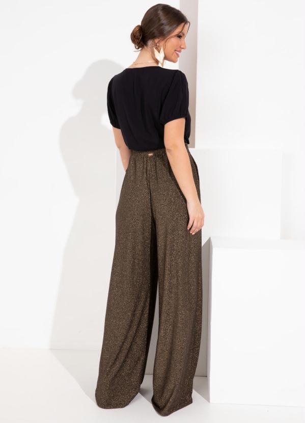 Outlet - Blusa Preta com Fechamento em Botões 4