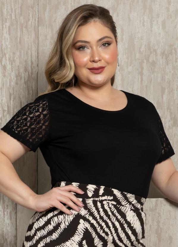 Quintess - Blusa Preta com Mangas de Renda 6