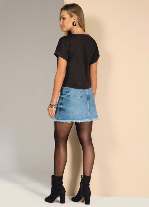 Quintess - Blusa Preta com Recorte em Renda 4