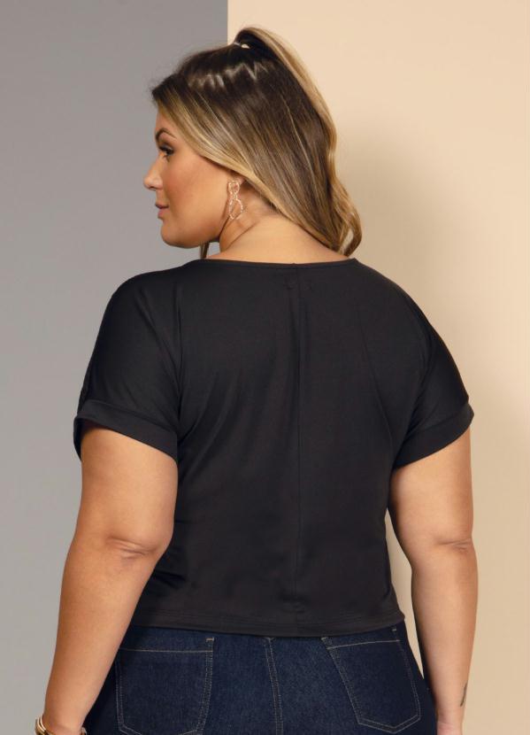 Quintess - Blusa Preta com Recorte em Renda 6