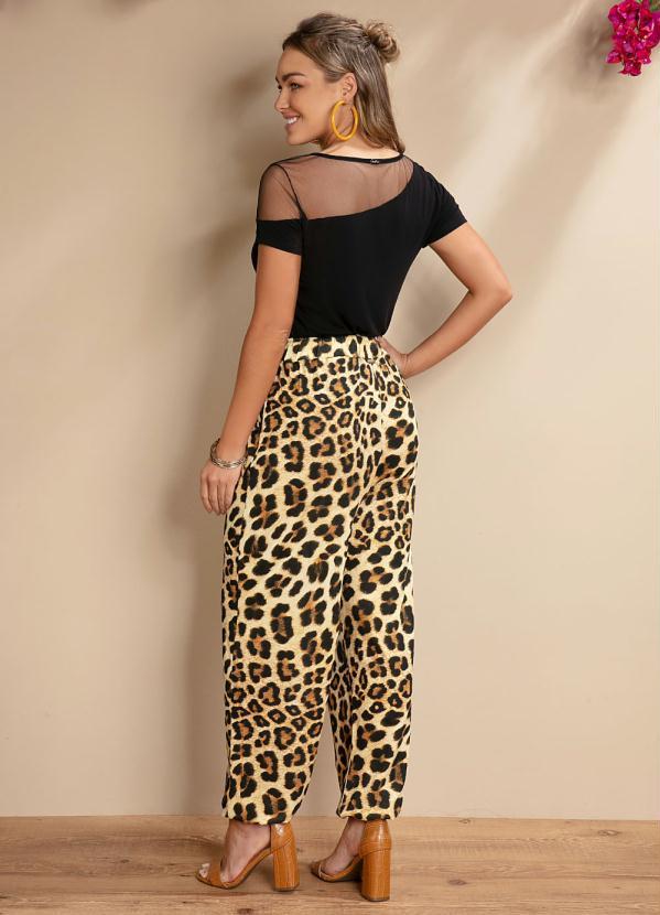 Quintess - Blusa Preta com Recorte em Transparência 4