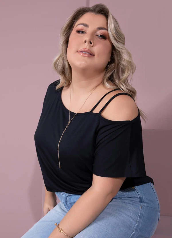 Quintess - Blusa Preta com Tiras no Ombro 3