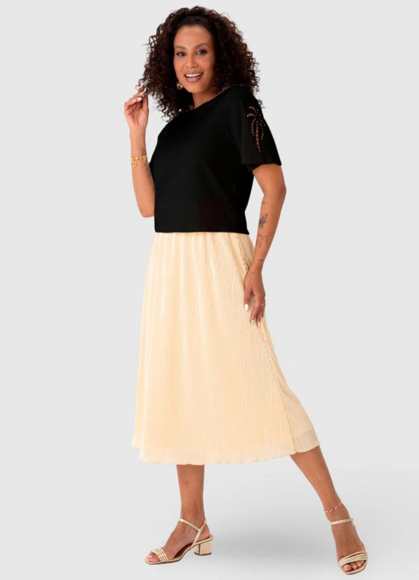 Malwee - Blusa Preta Comfy Touch com Bordado 7