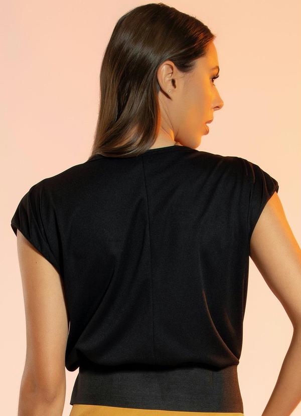 Rosalie - Blusa Preta Decote com Renda 2