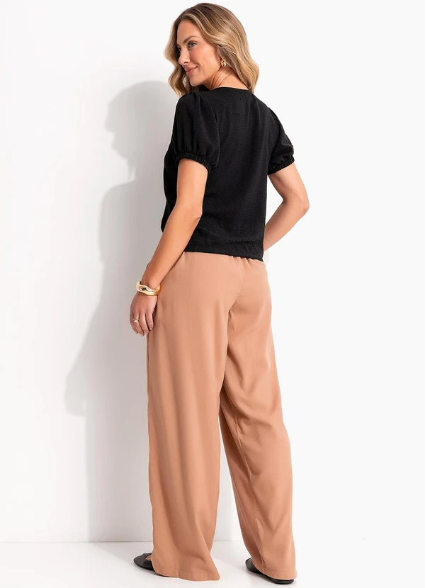 Quintess - Blusa Preta em Air Flow. 2