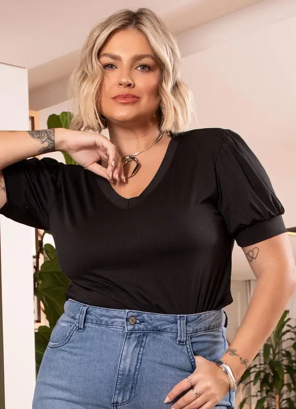 Quintess - Blusa Preta em Malha Crepe 6