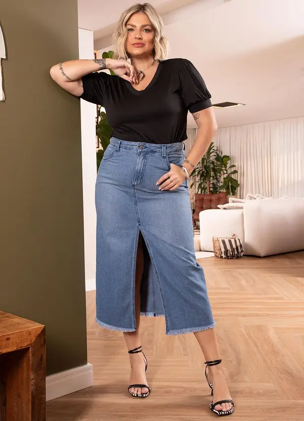 Quintess - Blusa Preta em Malha Crepe 8