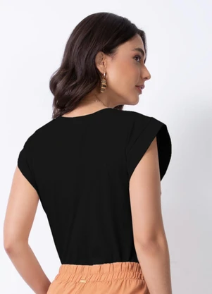 Quintess - Blusa Preta em Malha de Algodão - QUINTESS