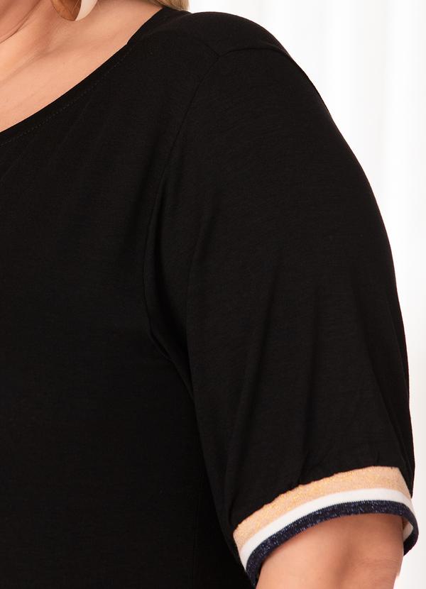 Quintess - Blusa Preta em Malha de Viscose 9