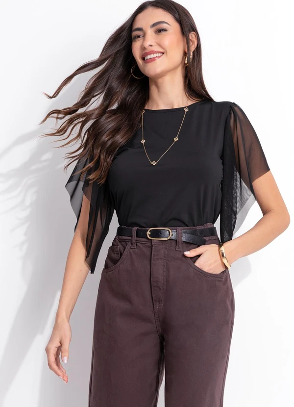 Quintess - Blusa Preta em Malha Fria com Mangas em Tule