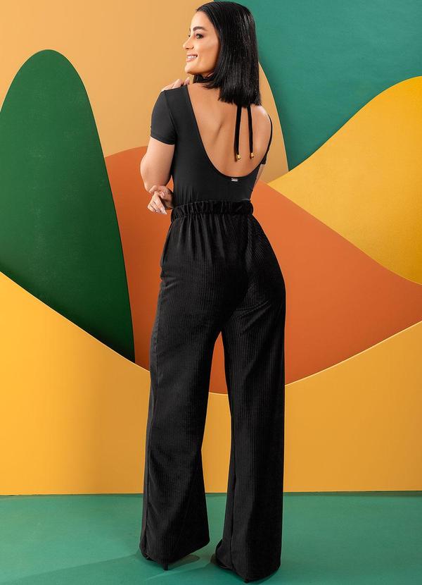 Quintess - Blusa Preta em Malha Fria 5