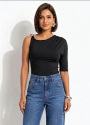 Blusa Preta em Malha Fria