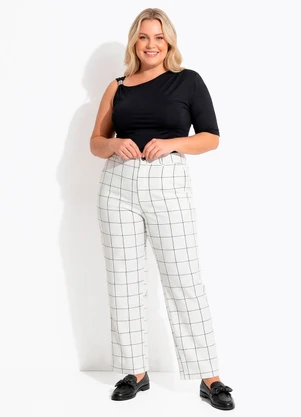 Quintess - Blusa Preta em Malha Fria - QUINTESS