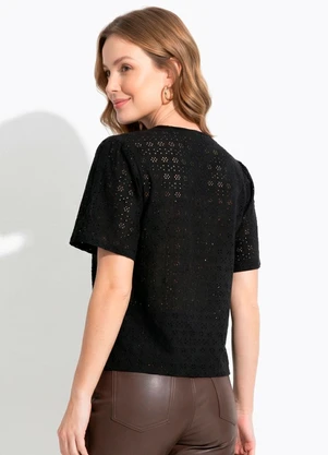 Quintess - Blusa Preta em Malha Laise - QUINTESS