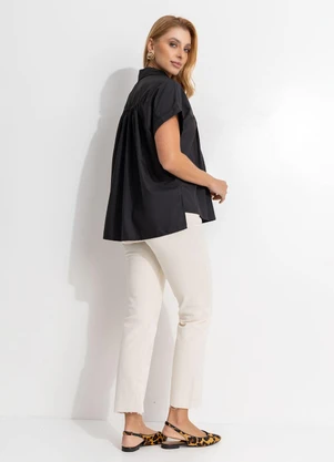 Quintess - Blusa Preta em Poliéster - QUINTESS