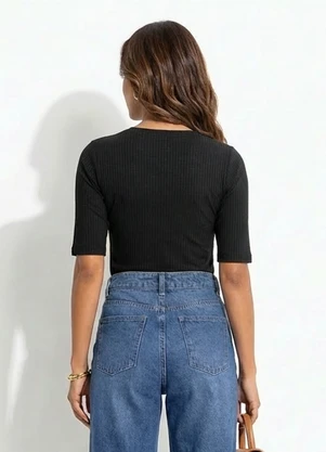 Quintess - Blusa Preta em Ribana Canelada - QUINTESS