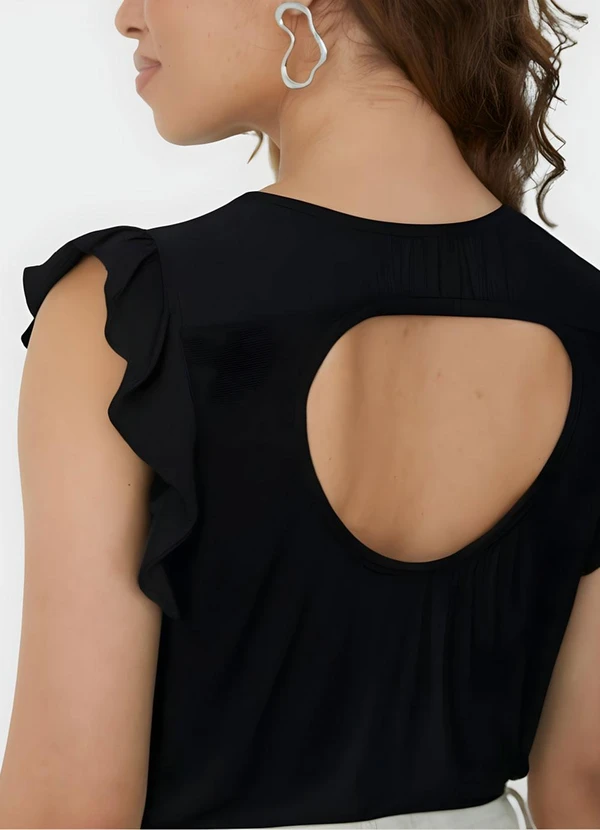 Malwee - Blusa Preta Evasê em Viscose 5