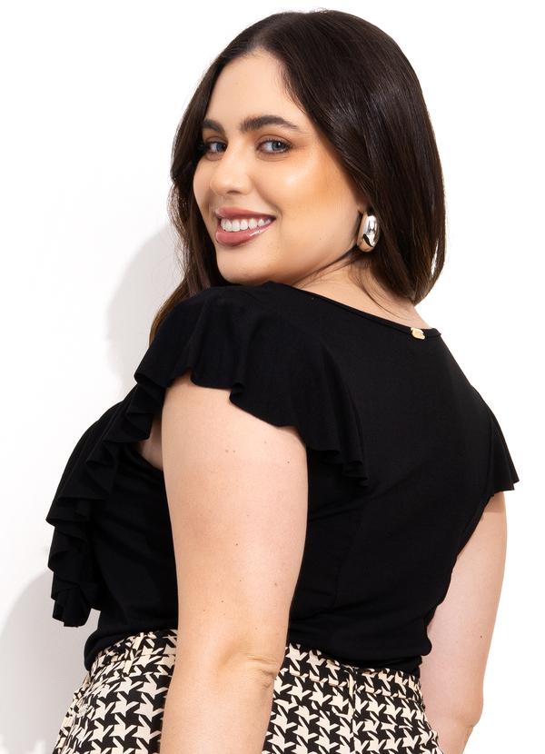 Quintess - Blusa Preto com Decote em Tule 7