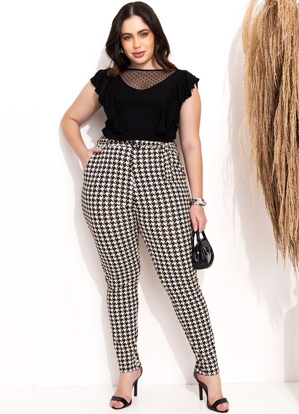 Quintess - Blusa Preto com Decote em Tule 8