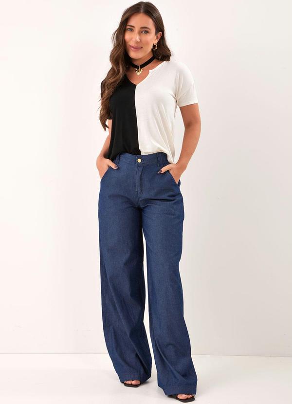 Quintess - Blusa Preto e Off White Decote em V 8