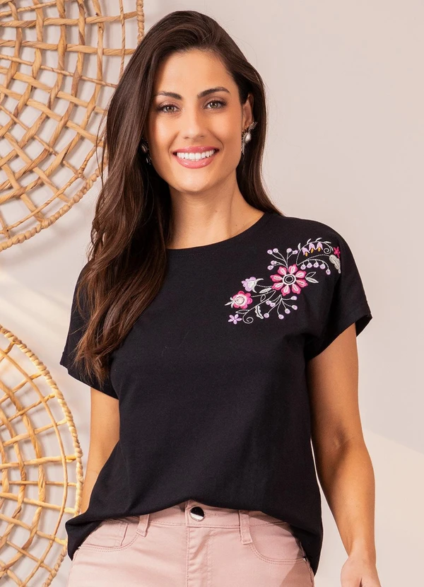 Quintess - Blusa Preto em Malha de Algodão 7