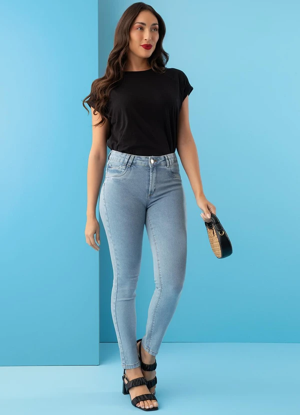 Basicamente - Blusa Preto em Malha de Algodão 3