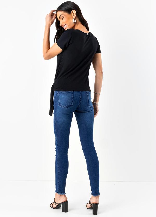 Quintess - Blusa Preto em Malha de Viscose 3