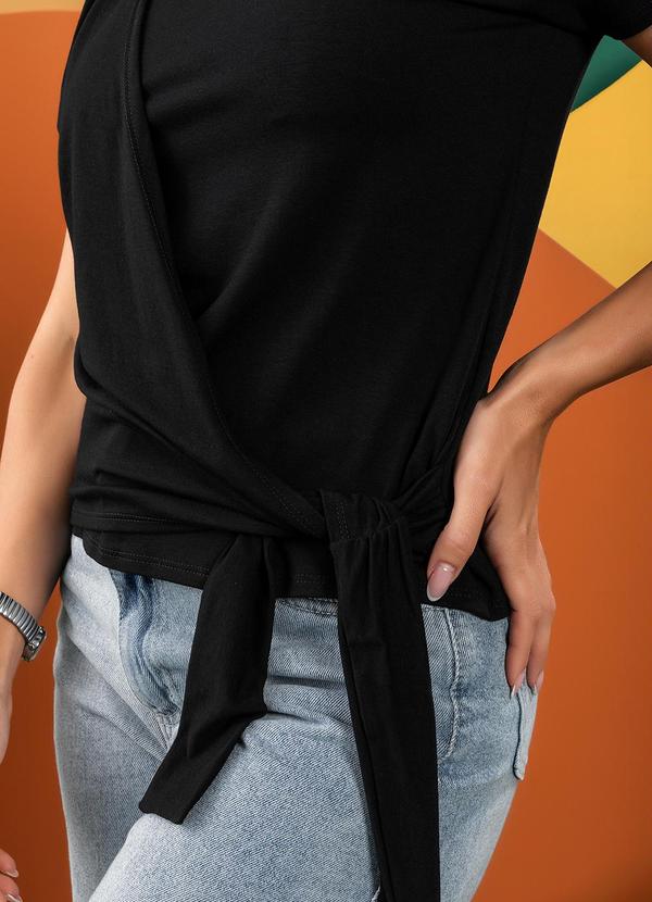 Quintess - Blusa Preto em Malha de Viscose 2