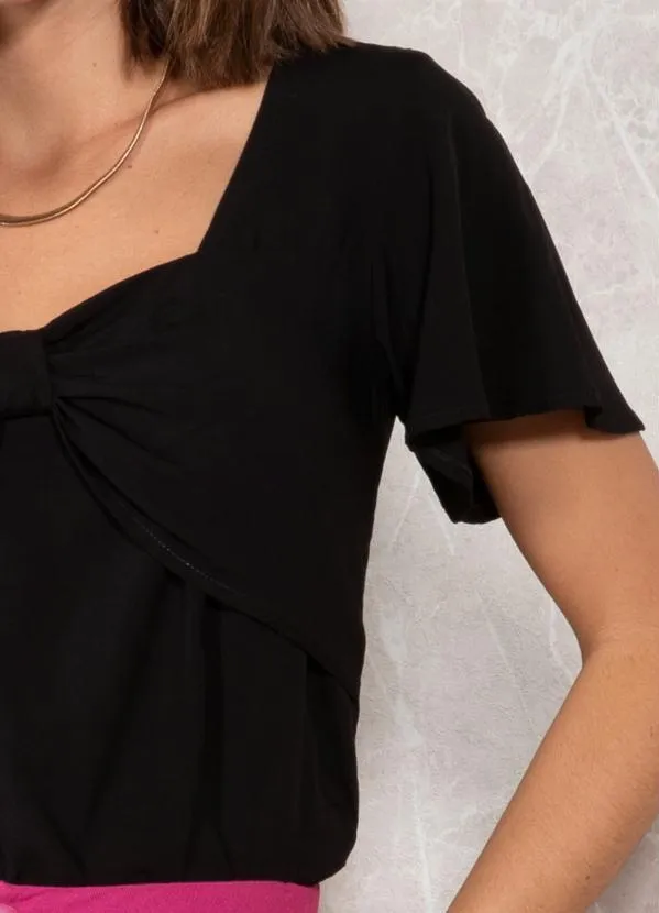 Quintess - Blusa Preto em Viscose Plana 5