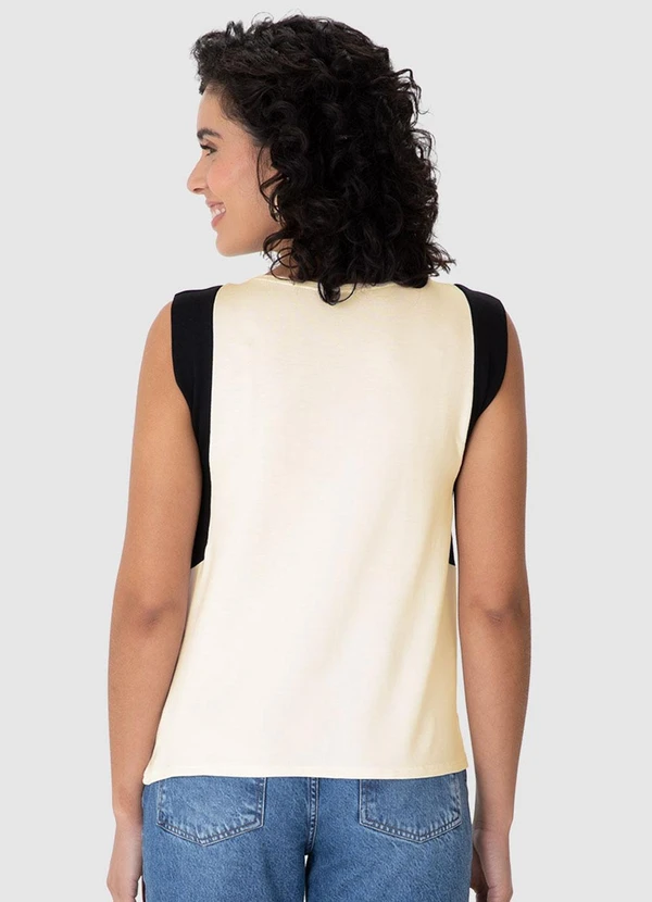 Malwee - Blusa Reta em Moletinho com Recorte Off White 2