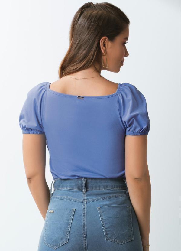 Quintess - Blusa Roxa com Detalhe no Busto 2