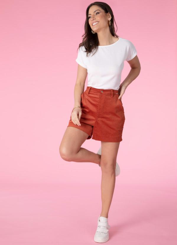 Quintess - Blusa Soltinha Branca em Malha Creponada 3