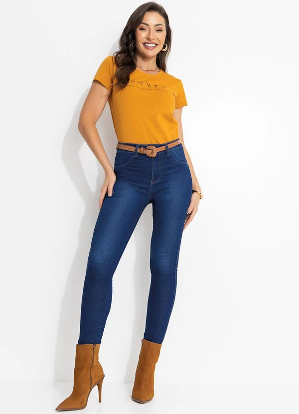 Moda Pop - Blusa T-Shirt Caramelo com Estampa Frontal 6