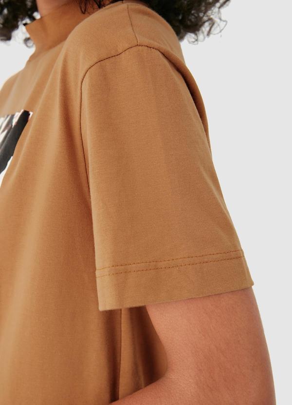 Malwee - Blusa Tradicional Cultive Amor Marrom 3