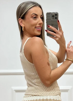 Doce Tom - Blusa Tricot Canelada com Detalhes e Tramas Bege - DOCE TOM