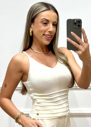 Doce Tom - Blusa Tricot Canelada  Detalhes e Tramas Branca - DOCE TOM