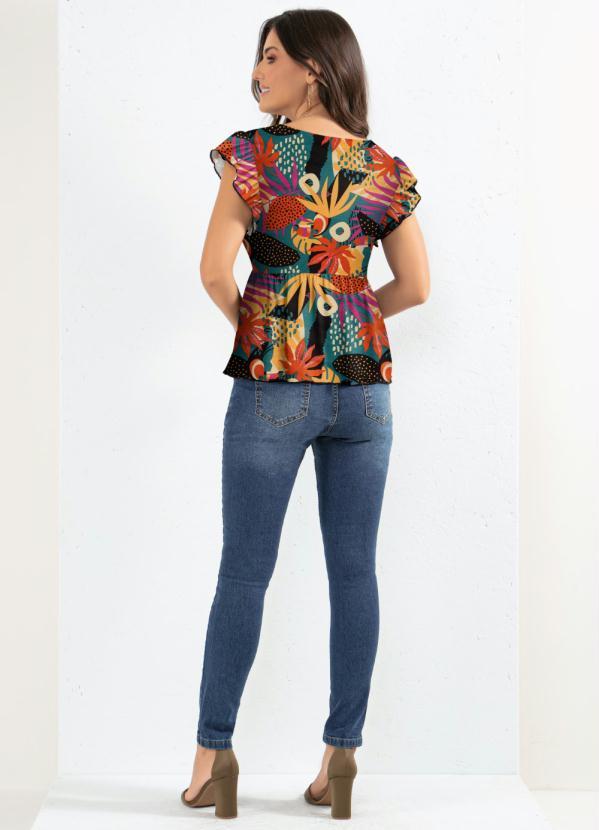 Quintess - Blusa Tropical Verde Acinturada com Babados 4