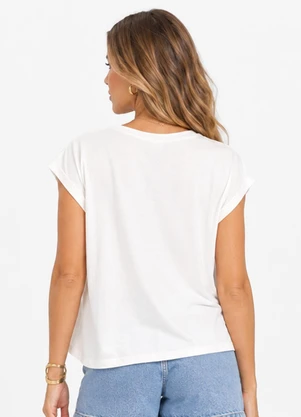 Infinita Cor - Blusa Verão em Malha Suplex Bege - INFINITA COR