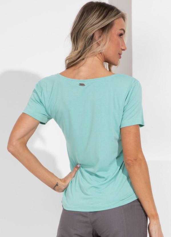Quintess - Blusa Verde Água com Detalhe em Botões 2