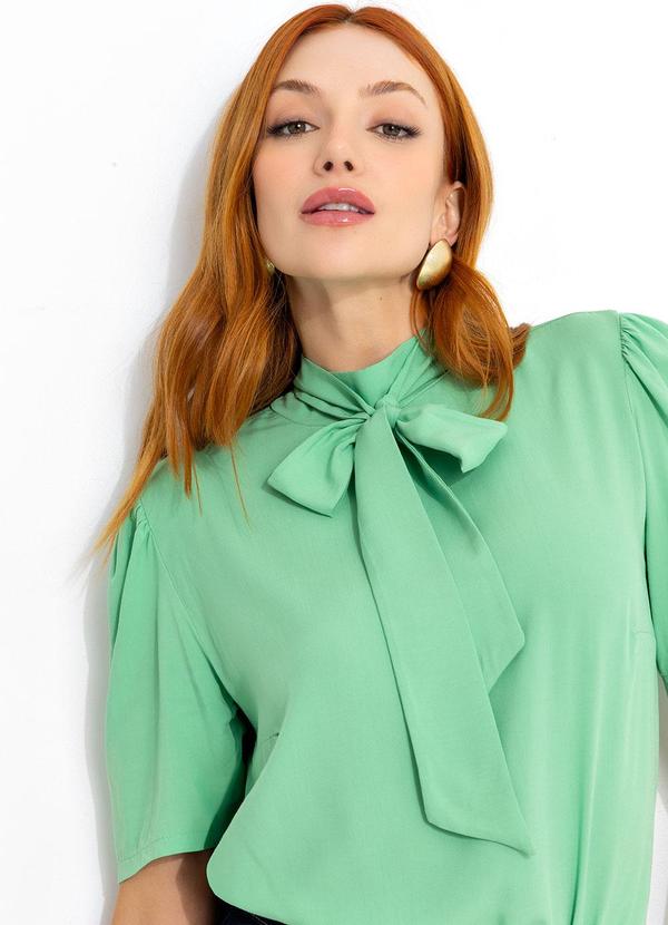 Quintess - Blusa Verde Claro em Viscose Plana 8