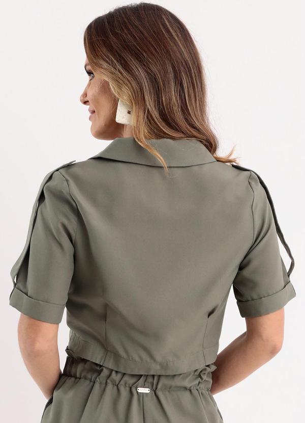 Quintess - Blusa Verde com Botões 7