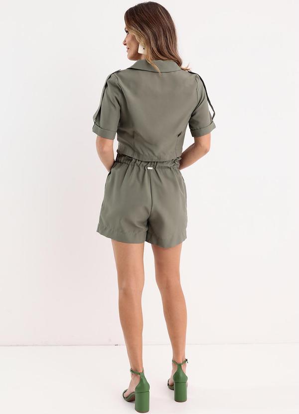 Quintess - Blusa Verde com Botões 5