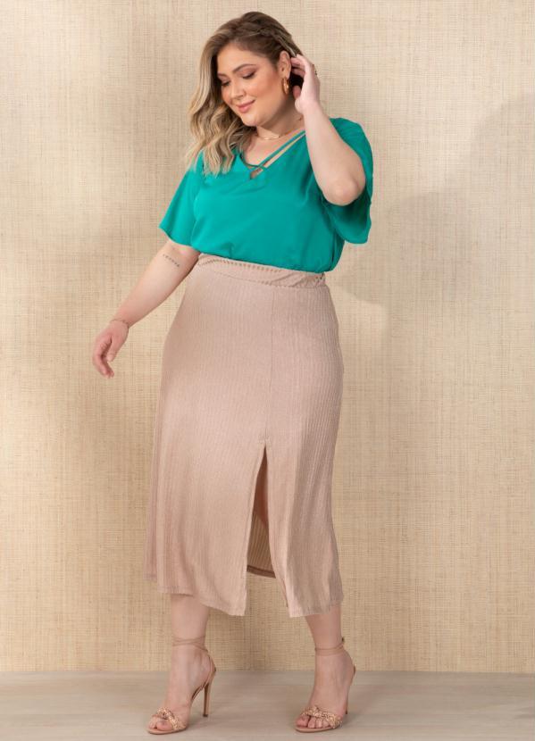 Queima Estoque - Blusa Verde com Detalhe no Decote 11