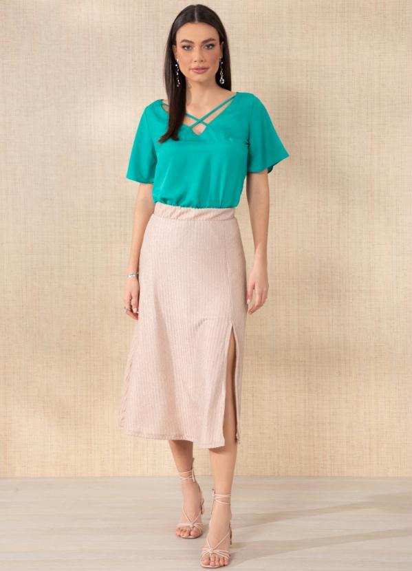 Queima Estoque - Blusa Verde com Detalhe no Decote 3