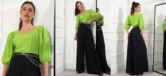 Blusa Verde em Tecido Plano Texturizado