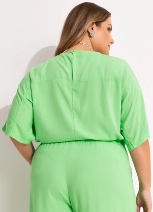Quintess - Blusa Verde em Viscose Plana - QUINTESS
