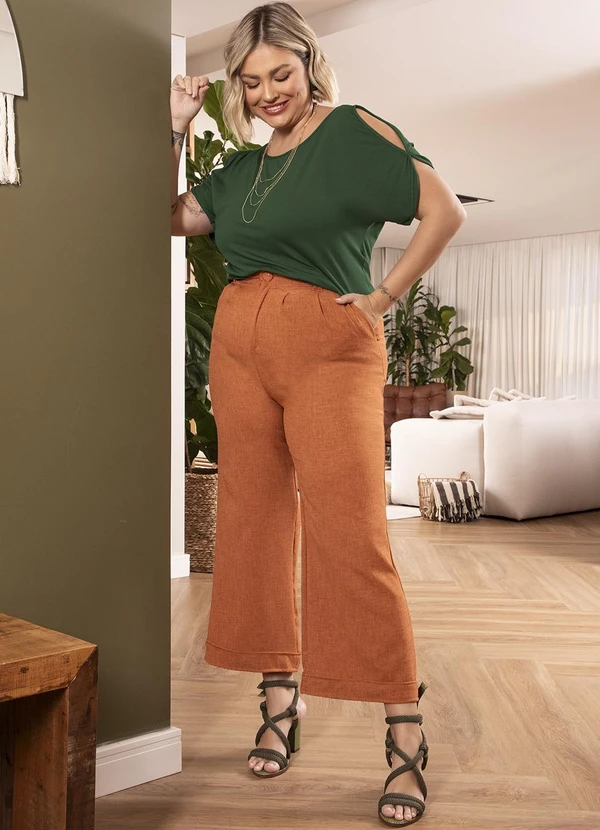 Quintess - Blusa Verde Militar em Malha de Viscose 13