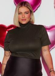 Blusa Verde Militar Gola Alta Canelada