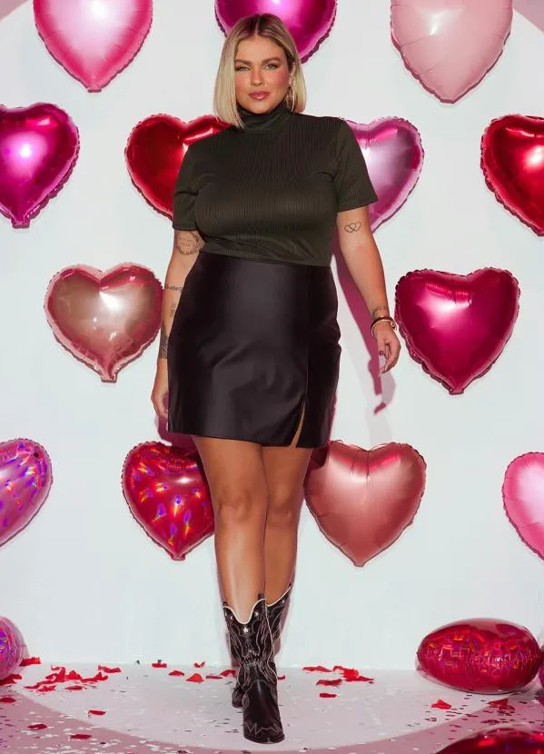 Quintess - Blusa Verde Militar Gola Alta Canelada 3