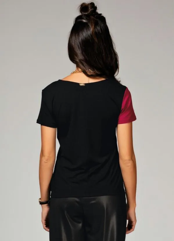Quintess - Blusa Vermelho e Preto com Recorte Frontal 2
